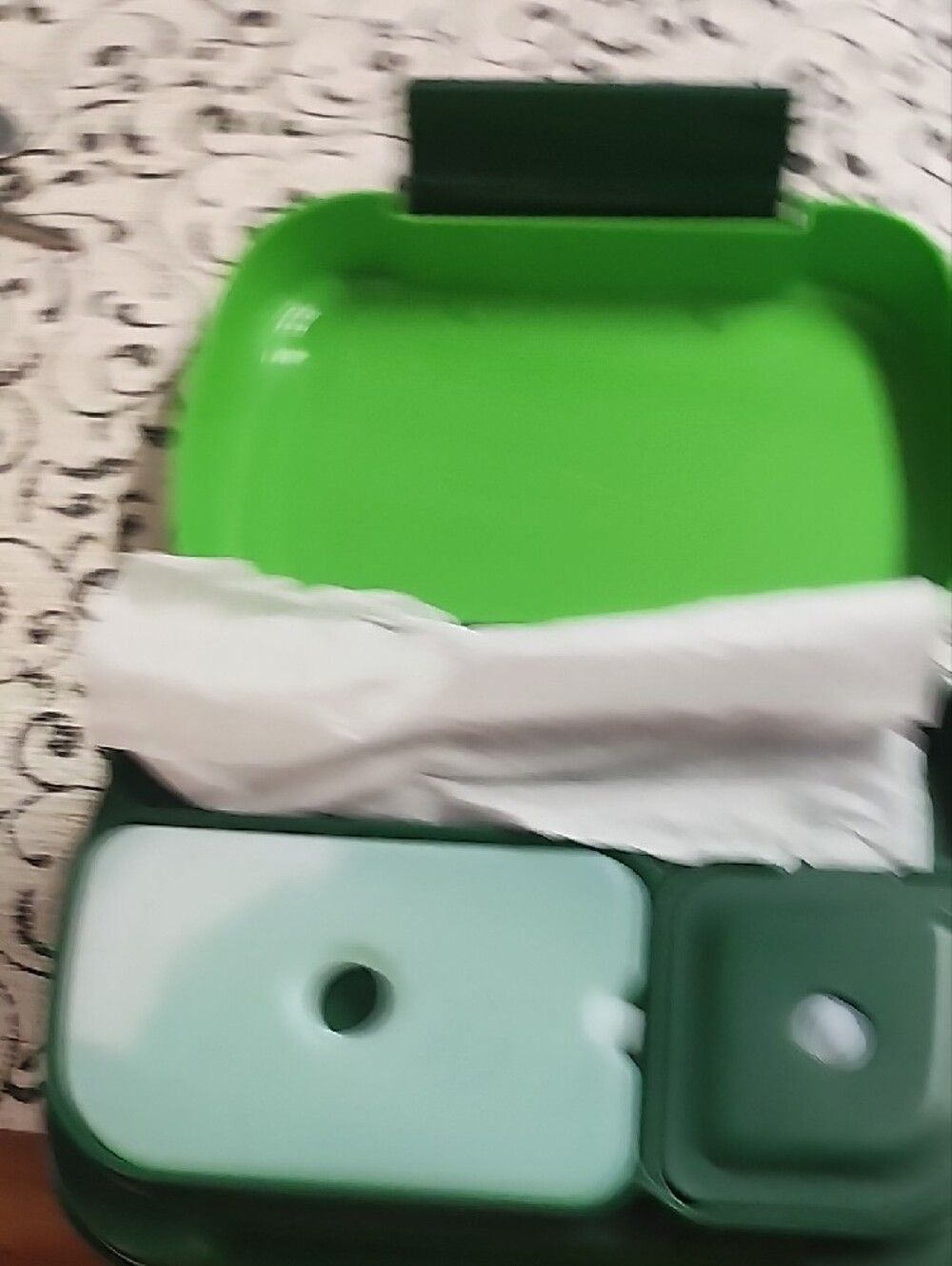 Kids Lunch Box All -In -1 Container - Picture 6 of 15